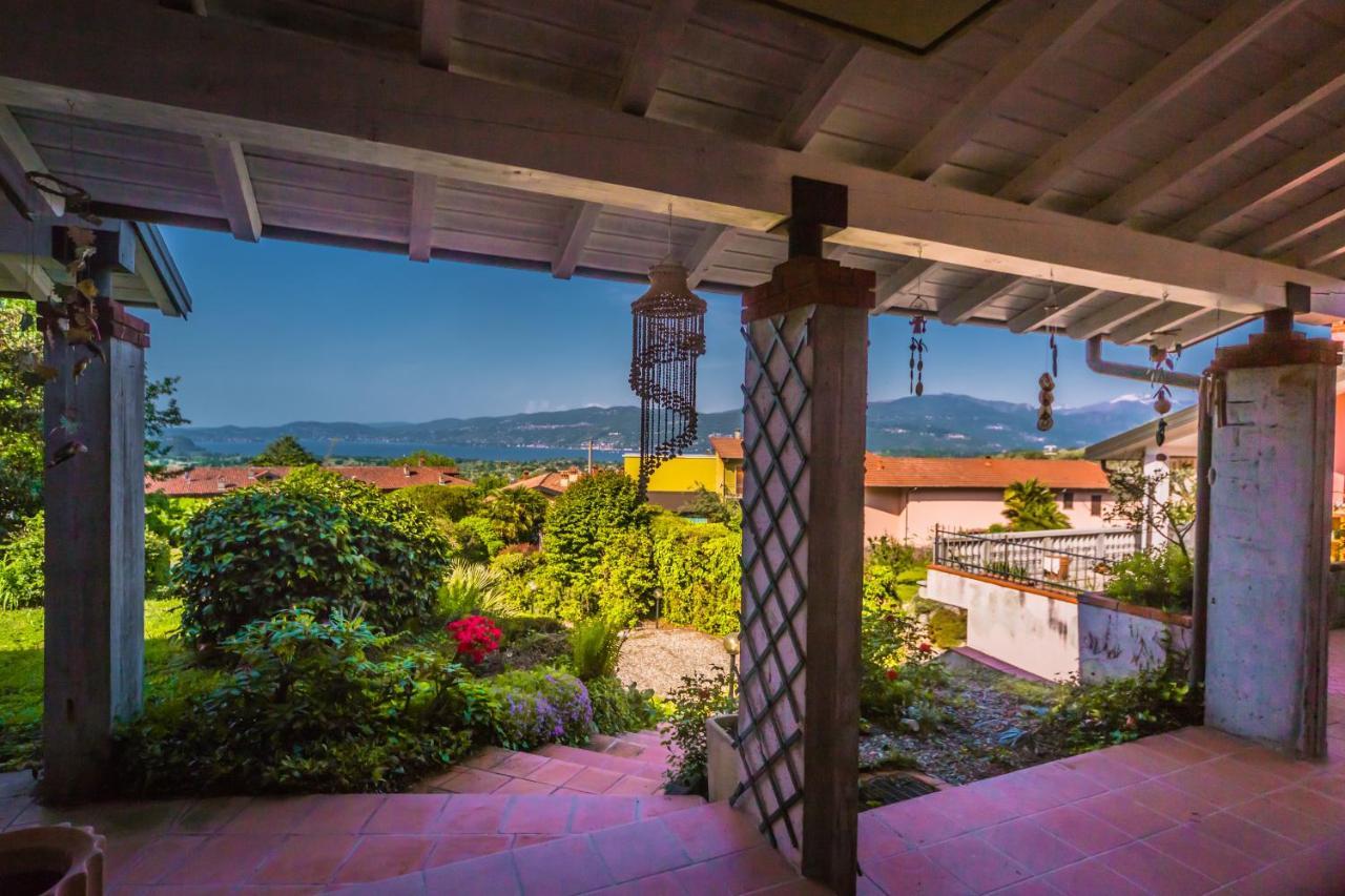 Villa Buzzi Besozzo Bagian luar foto