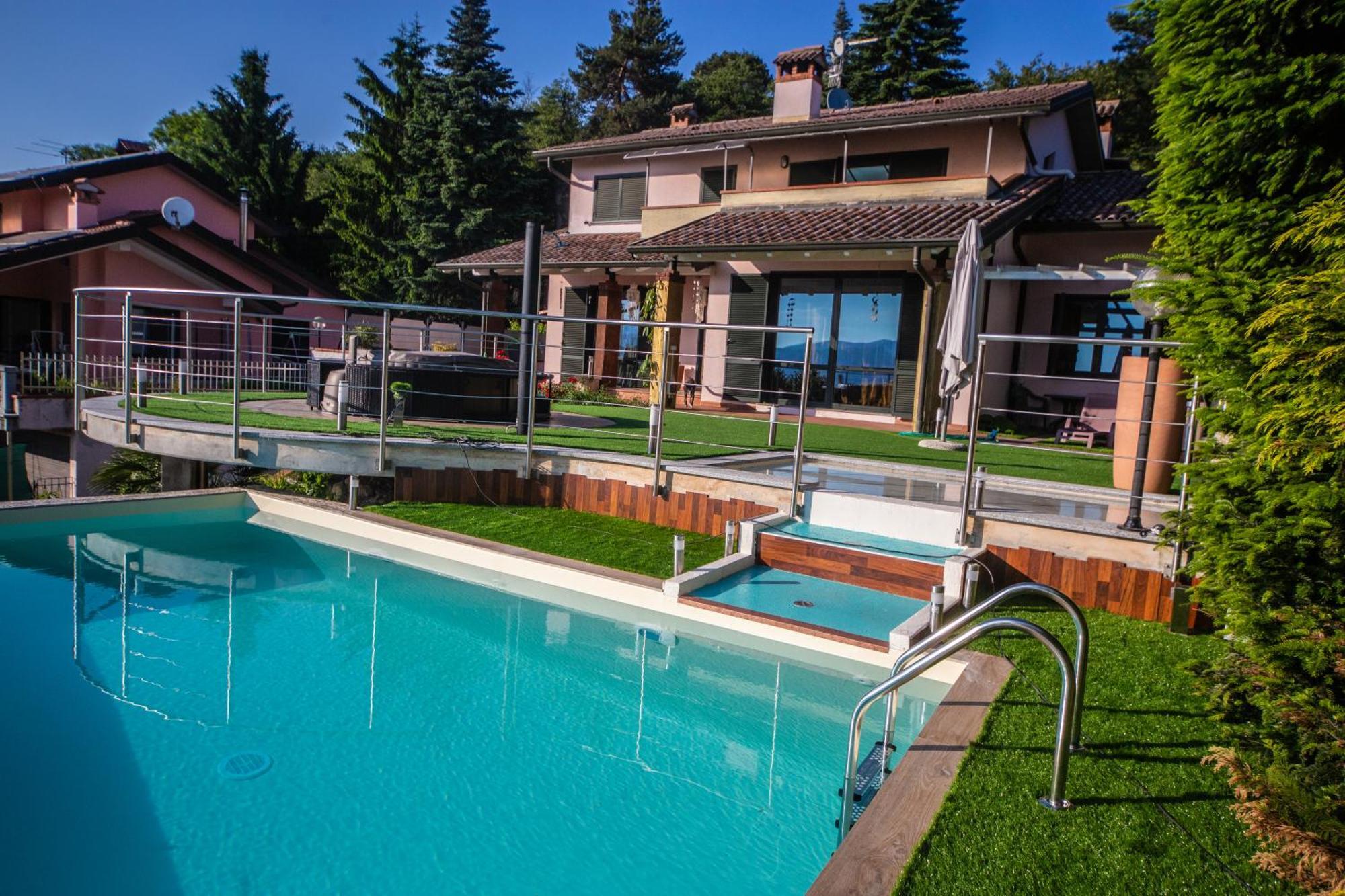 Villa Buzzi Besozzo Ruang foto